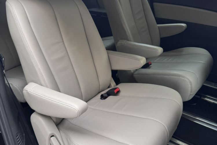 Used Mazda 8 2015 2.5L Flagship Edition Interior 6