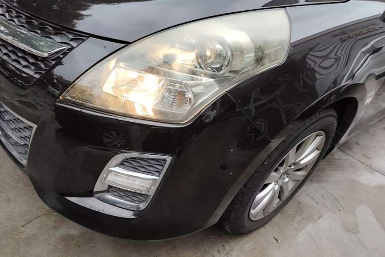 Used Mazda 8 2015 2.5L Flagship Edition Left Front Headlight