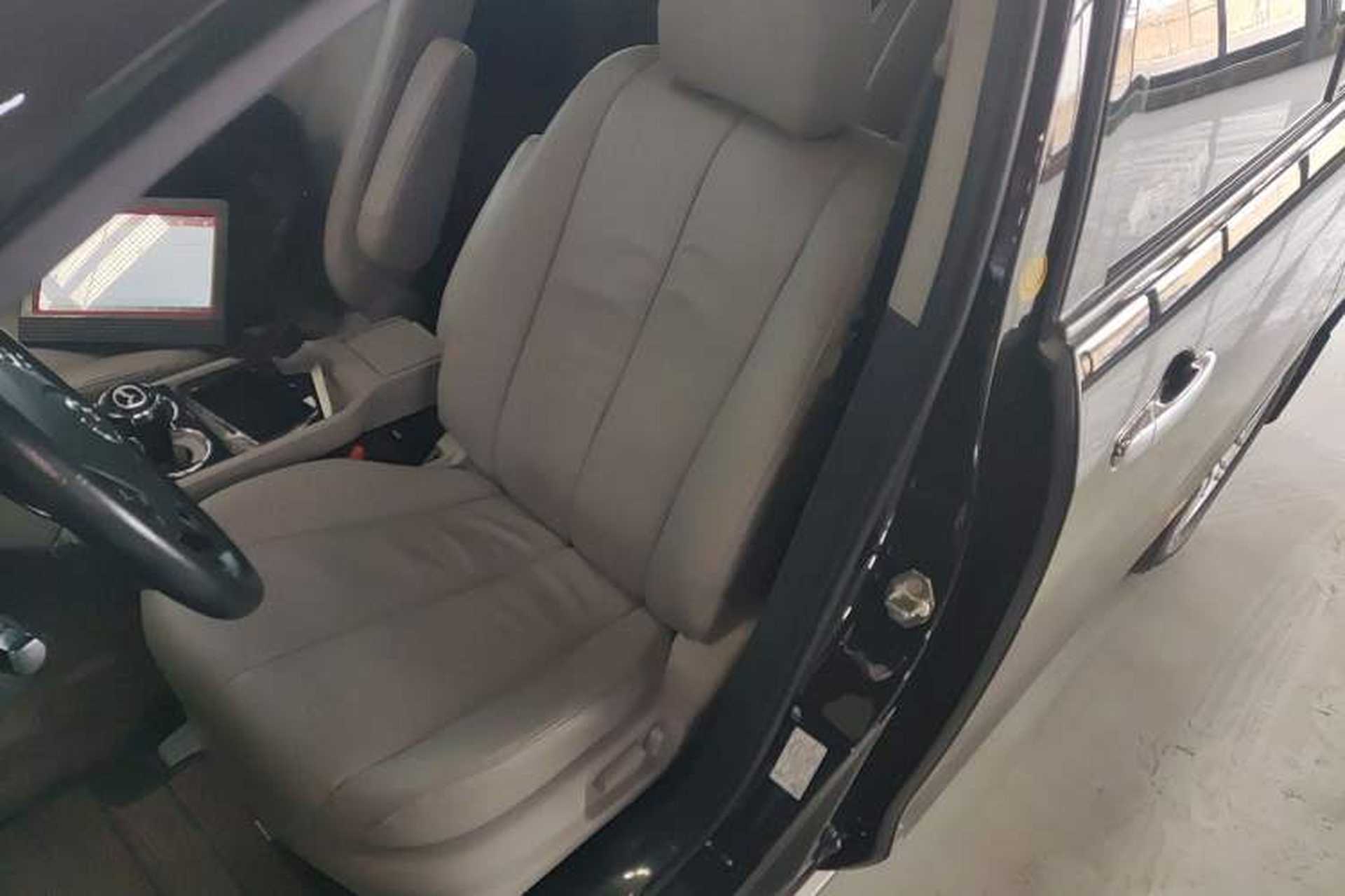 Used Mazda 8 2015 2.5L Ultimate Edition Left Front Seat