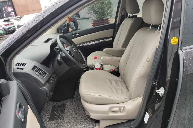 Used Mazda 8 2015 2.5L Flagship Edition Left Front Seat