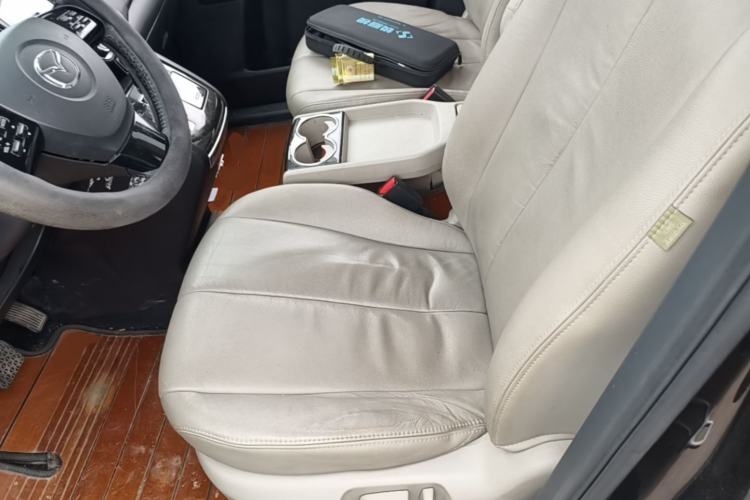 Used Mazda 8 2015 2.5L Ultimate Edition Left Front Seat