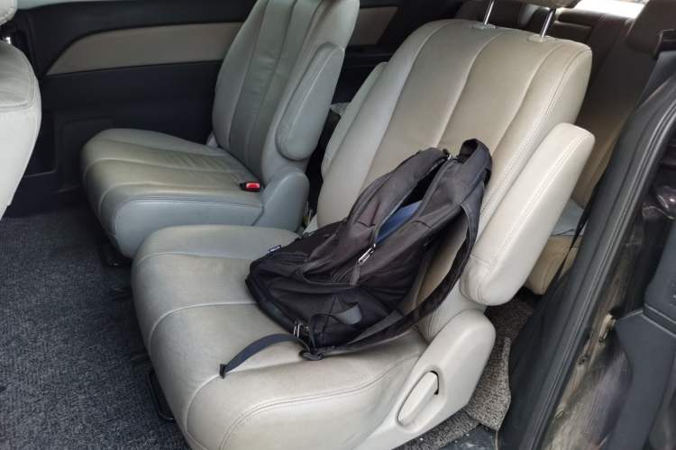 Used Mazda 8 2015 2.5L Ultimate Edition Left Rear Seat