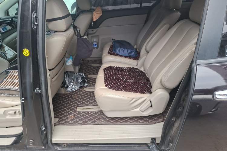 Used Mazda 8 2015 2.5L Flagship Edition Left Rear Seat