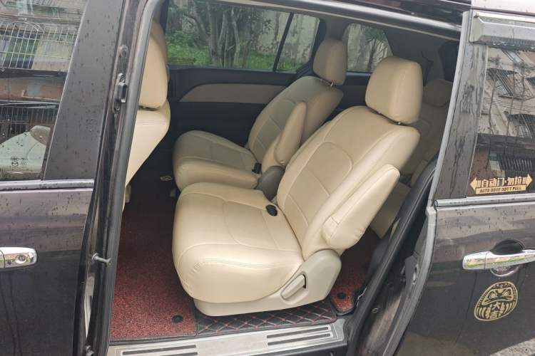 Used Mazda 8 2015 2.5L Flagship Edition Left Rear Seat