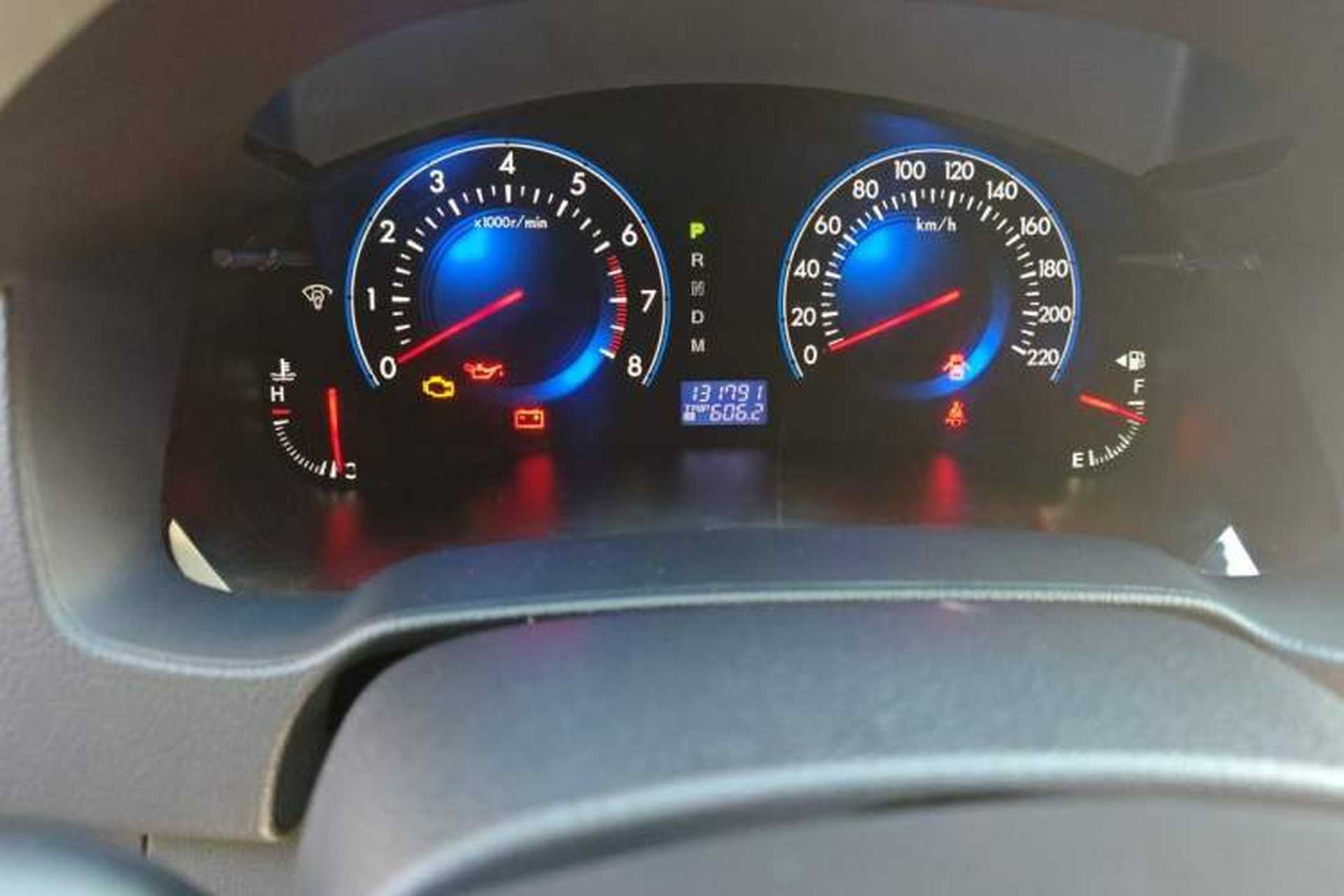 Used Mazda 8 2015 2.5L Ultimate Edition Odometer Close Up