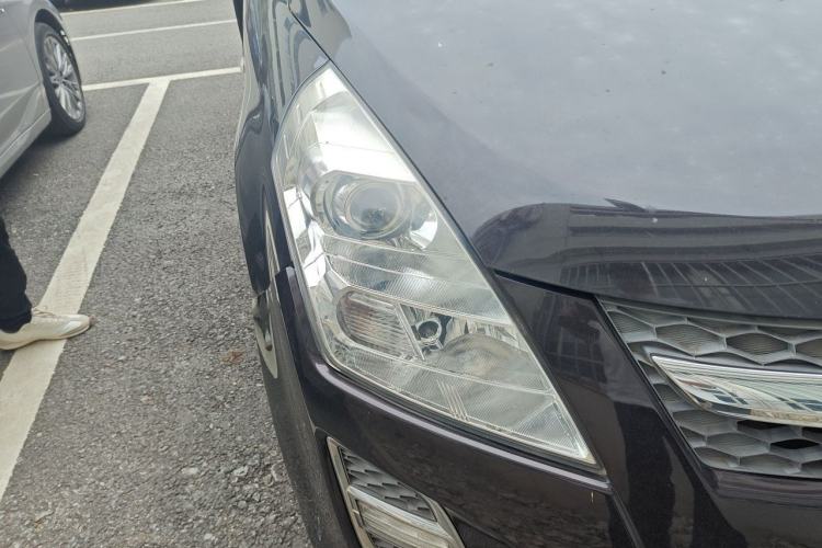 Used Mazda 8 2015 2.5L Elite Edition Right Front Headlight