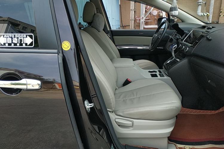 Used Mazda 8 2015 2.5L Ultimate Edition Right Front Seat