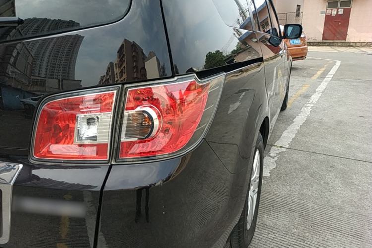 Used Mazda 8 2015 2.5L Ultimate Edition Right Rear Taillight