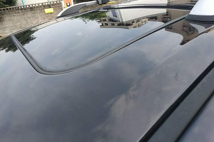Used Mazda 8 2015 2.5L Ultimate Edition Roof