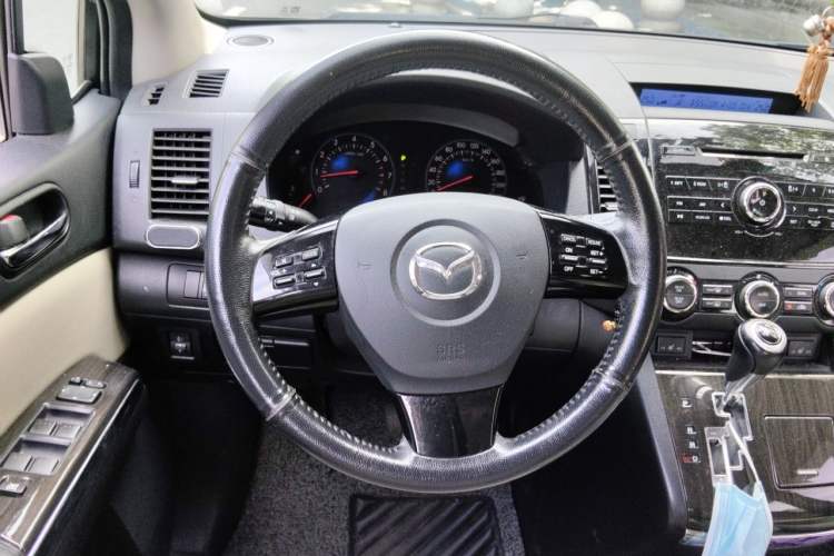 Used Mazda 8 2015 2.5L Ultimate Edition Steering Wheel