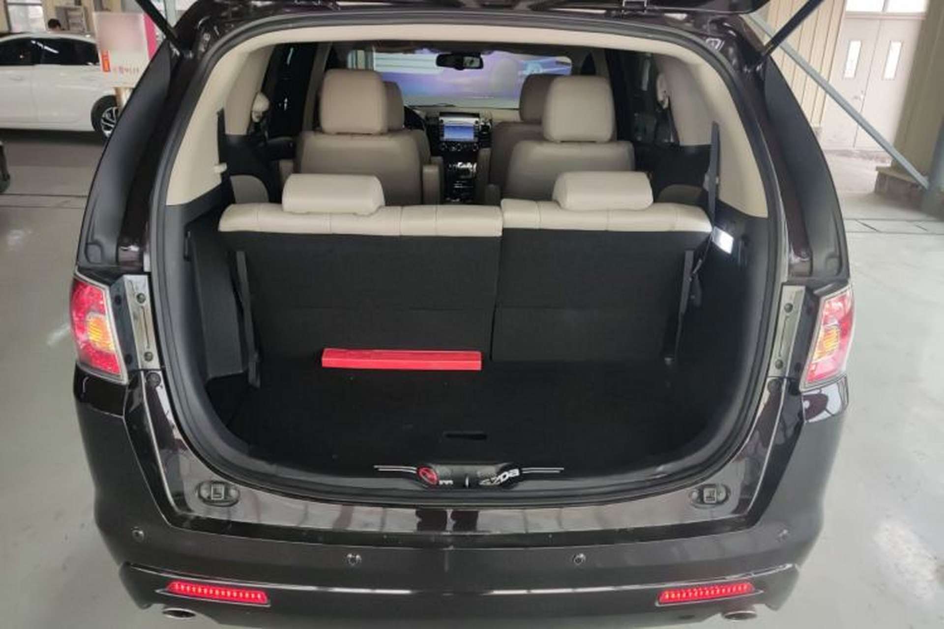 Used Mazda 8 2015 2.5L Ultimate Edition Trunk