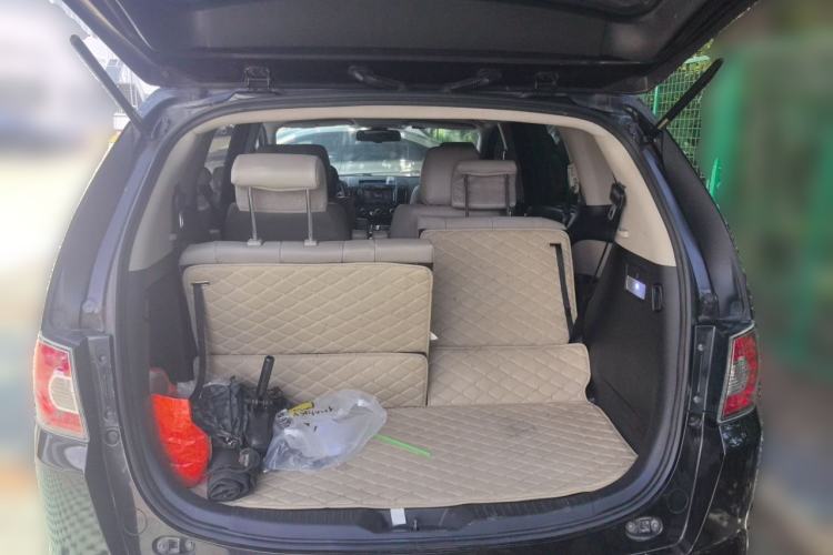 Used Mazda 8 2015 2.5L Flagship Edition Trunk