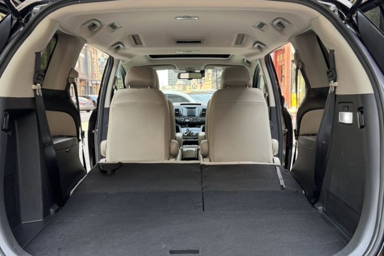 Used Mazda 8 2015 2.5L Flagship Edition Trunk