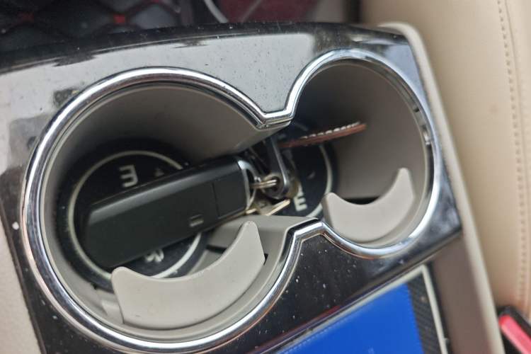 Used Mazda 8 2015 2.5L Flagship Edition Vehicle Key