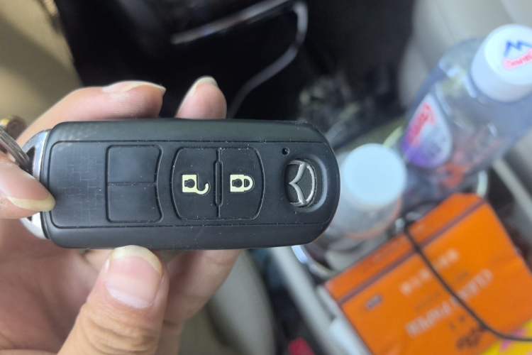 Used Mazda 8 2015 2.5L Flagship Edition Vehicle Key