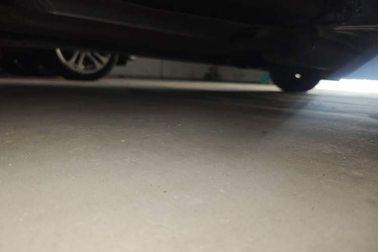 Used Mazda 8 2015 2.5L Flagship Edition Chassis Rear Right