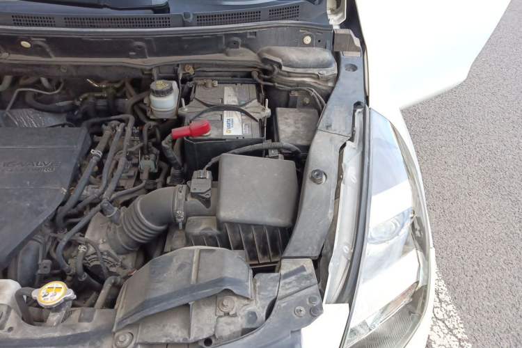 Used Mazda 8 2015 2.5L Flagship Edition Engine Bay Left