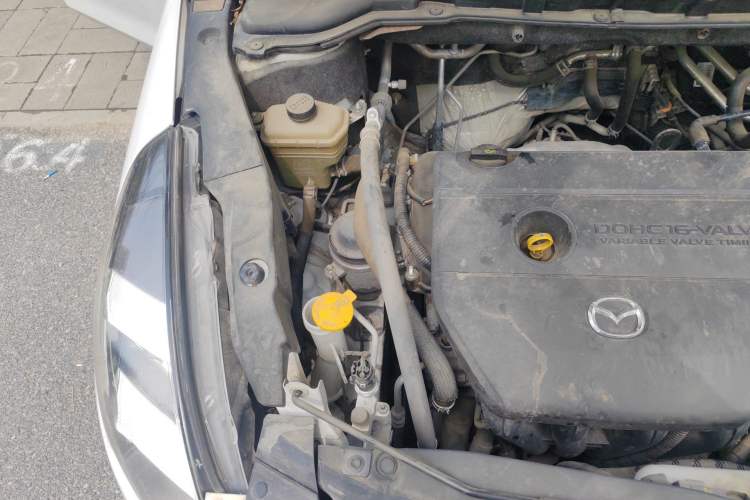 Used Mazda 8 2015 2.5L Flagship Edition Engine Bay Right