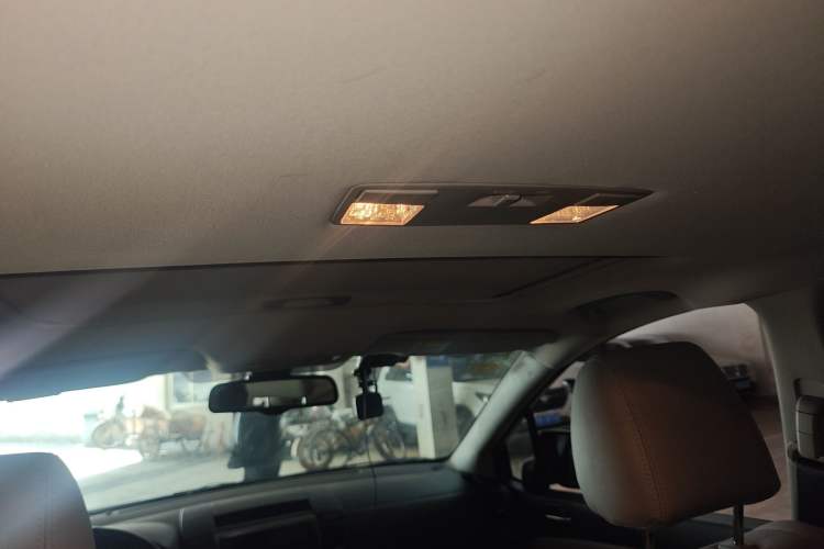 Used Mazda 8 2015 2.5L Flagship Edition Headliner