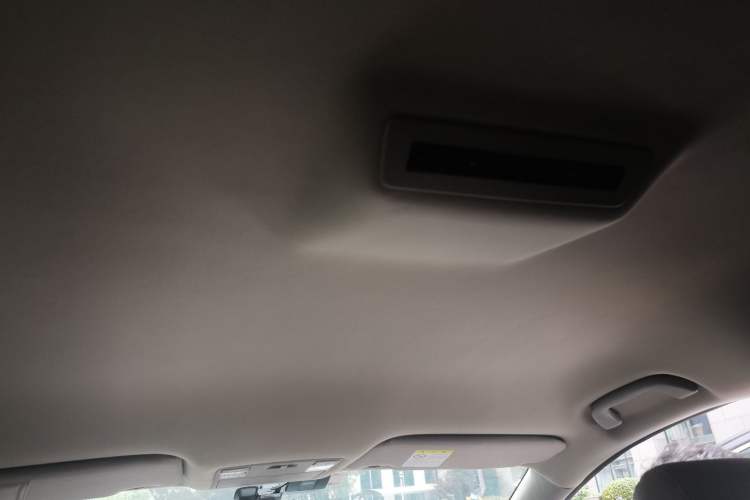 Used Mazda 8 2015 2.5L Elite Edition Headliner