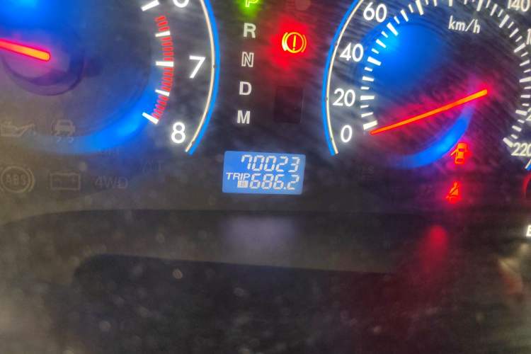 Used Mazda 8 2015 2.5L Flagship Edition Odometer Close Up