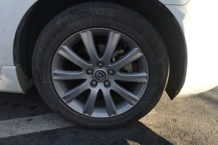Used Mazda 8 2015 2.5L Flagship Edition Right Front Wheel Hub
