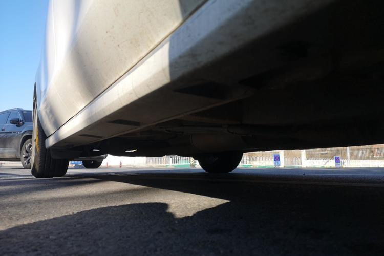 Used Mazda 8 2015 2.5L Flagship Edition Right Side Sill