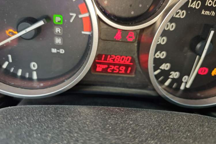 Used Mazda MX-5 2009 2.0 Odometer Close Up