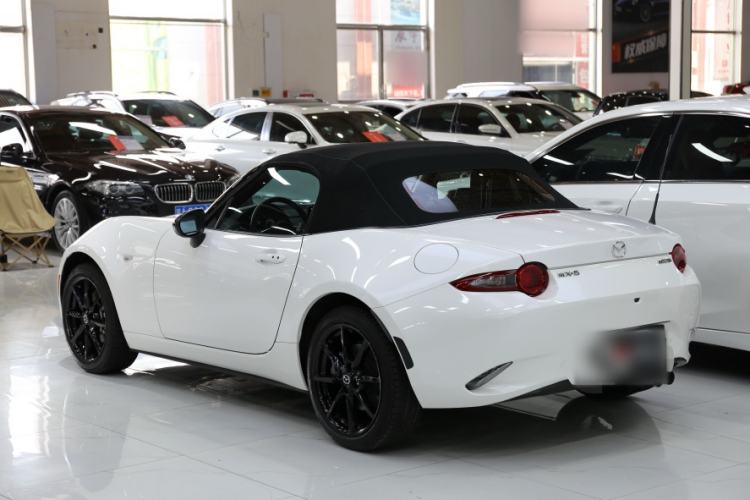 Used Mazda MX-5  Exterior 2