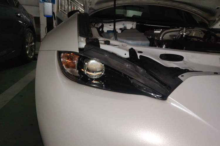 Used Mazda MX-5  Exterior 6