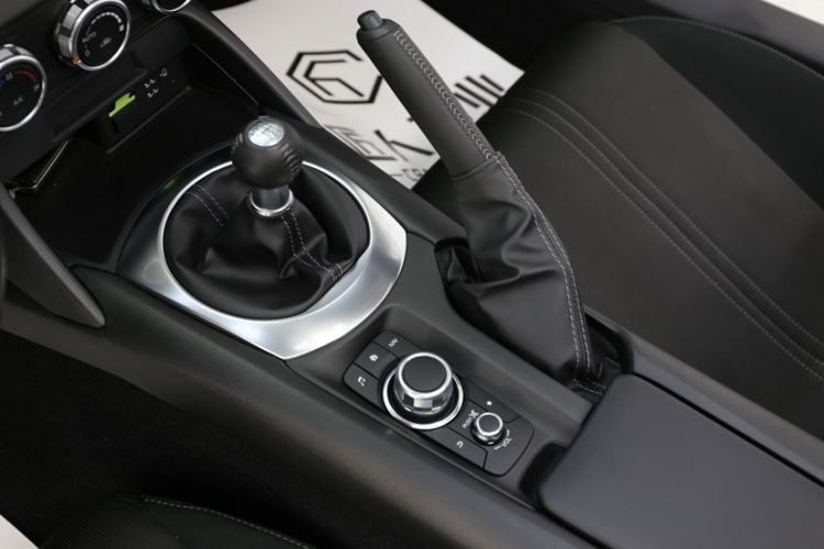Used Mazda MX-5  Gear Lever