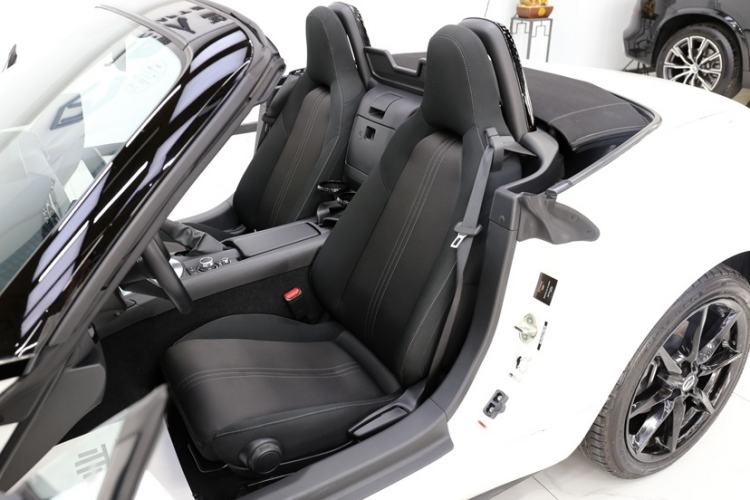 Used Mazda MX-5  Interior 3