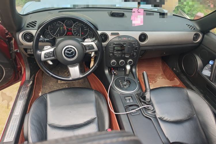 Used Mazda MX-5 2009 2.0 Center Console
