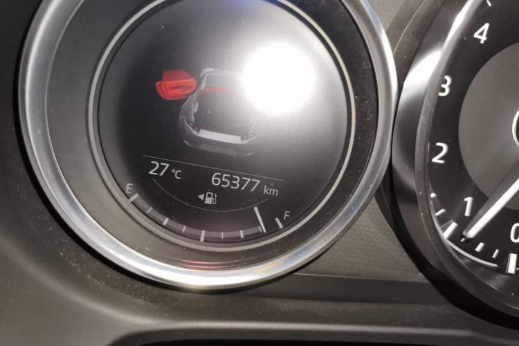 Used Mazda MX-5 2018 2.0L RF Platinum Steel Gray Odometer Close Up