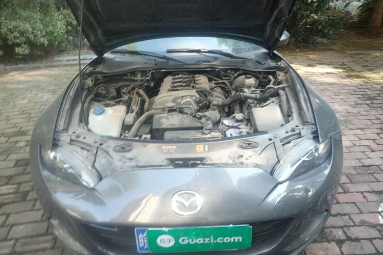Used Mazda MX-5 2018 2.0L RF Platinum Steel Gray Engine Bay