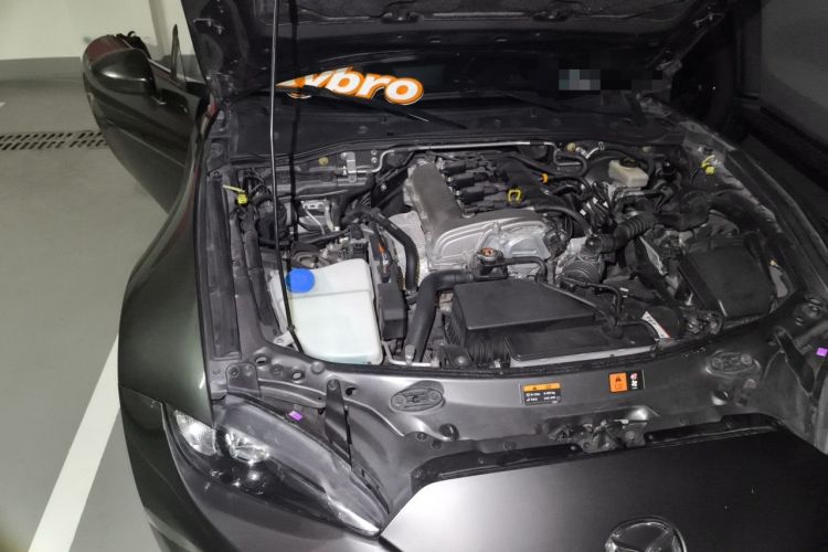 Used Mazda MX-5 2018 2.0L RF Platinum Steel Gray Engine Bay Right