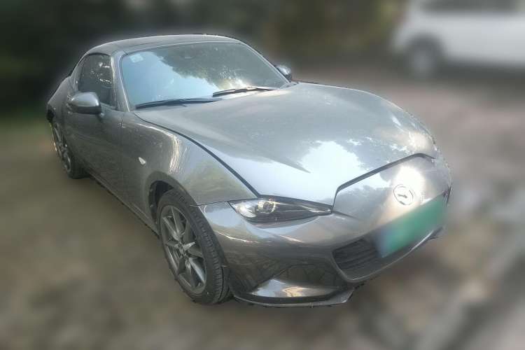 Used Mazda MX-5 2018 2.0L RF Platinum Steel Gray Front Right 45 Deg