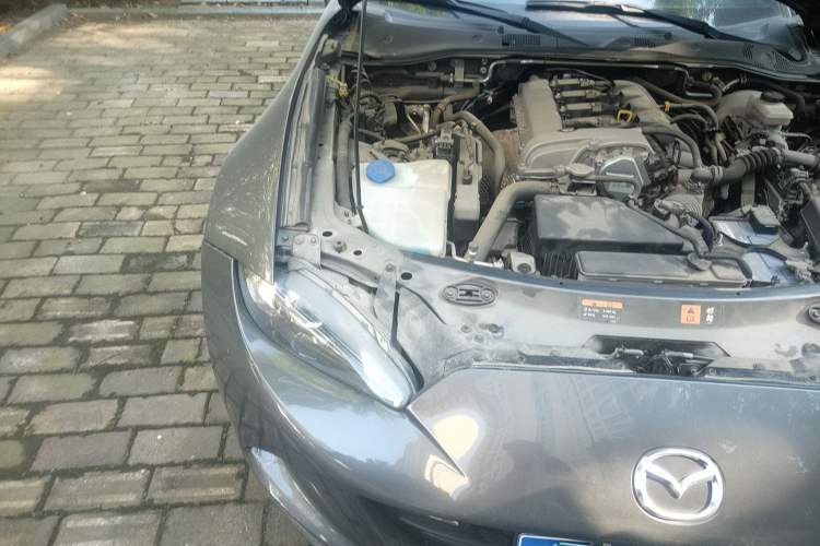 Used Mazda MX-5 2018 2.0L RF Platinum Steel Gray Right Front Headlight