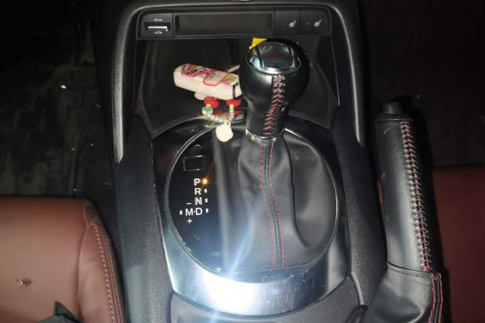 Used Mazda MX-5 2018 2.0L RF Crystal Soul Motion Red Gear Lever