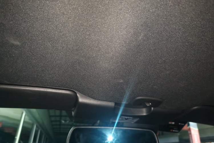 Used Mazda MX-5 2018 2.0L RF Crystal Soul Motion Red Headliner