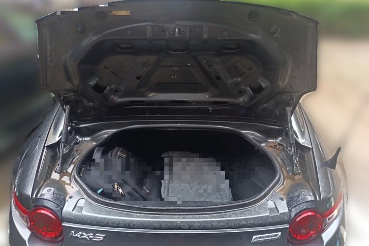 Used Mazda MX-5 2018 2.0L RF Platinum Steel Gray Trunk