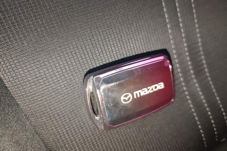 Used Mazda MX-5 2018 2.0L RF Platinum Steel Gray Vehicle Key