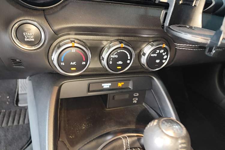 Used Mazda MX-5 2023 2.0L Manual Soft Top Convertible Ink Specification Audio And AC Panel