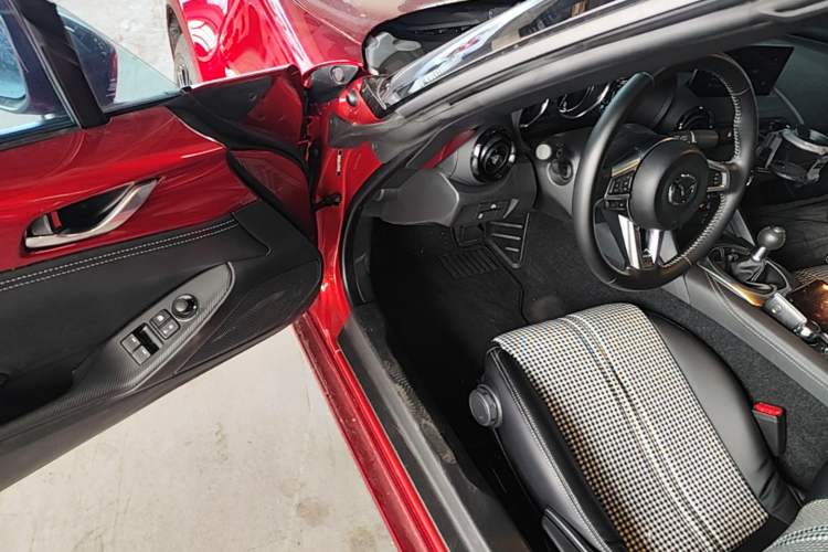 Used Mazda MX-5 2023 2.0L Manual Soft Top Convertible Ink Specification Driver Seat