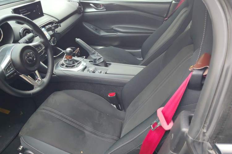 Used Mazda MX-5  Left Rear Seat
