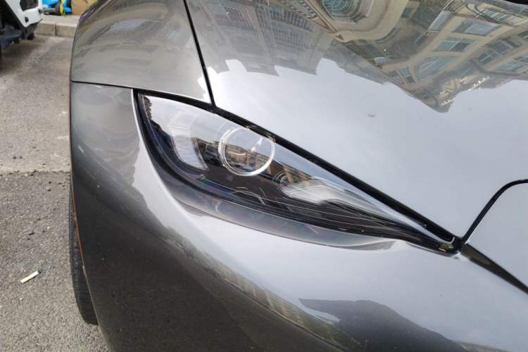 Used Mazda MX-5  Right Front Headlight