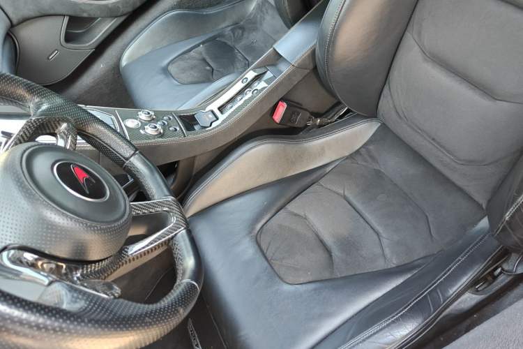 Used McLaren 12C 2012 3.8T Standard Edition Left Front Seat