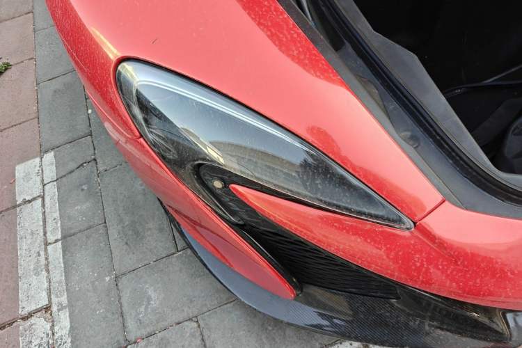 Used McLaren 12C 2012 3.8T Standard Edition Right Front Headlight