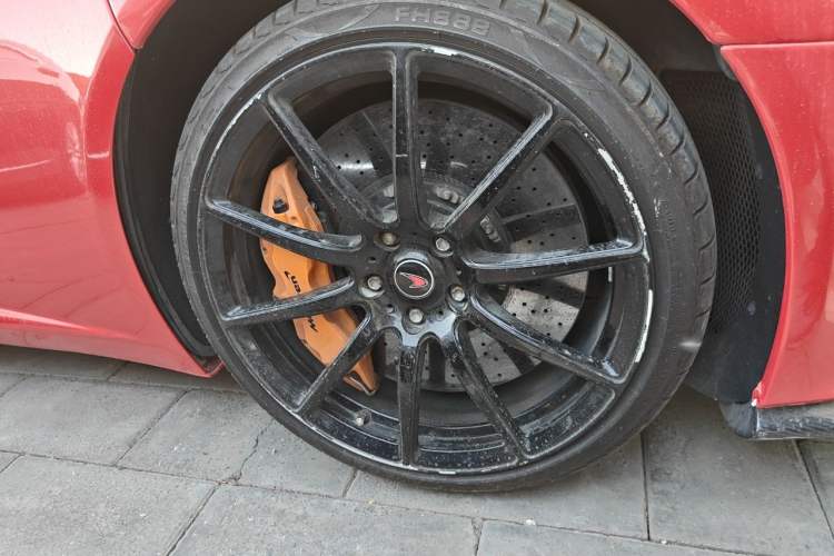 Used McLaren 12C 2012 3.8T Standard Edition Right Front Wheel Hub