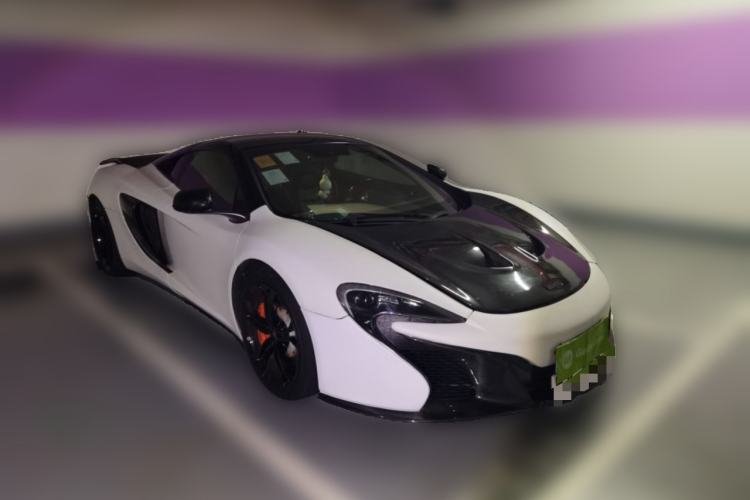 Used McLaren 12C 2013 3.8T COUPE Front Right 45 Deg